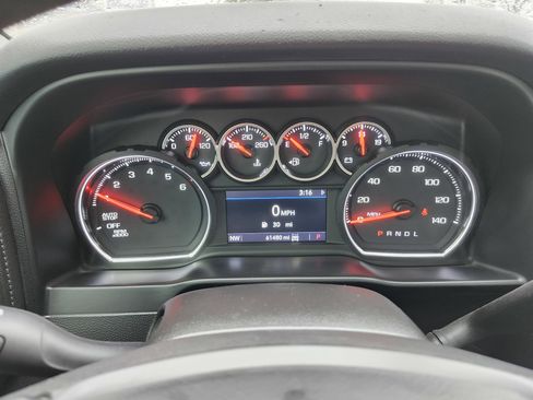 Used 2019 Chevrolet Silverado 1500 LT Trail Boss image 36