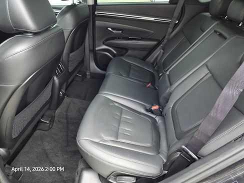 Certified 2023 Hyundai Tucson Limited FWD image 16