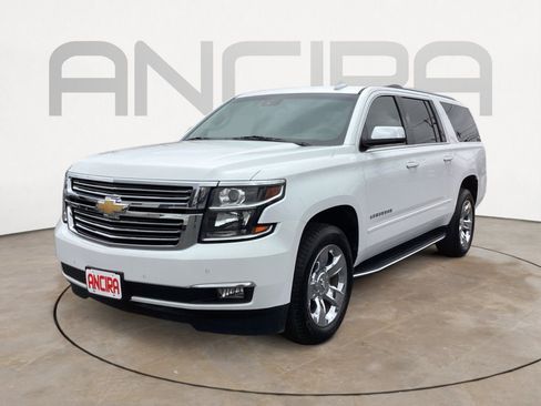 Used 2019 Chevrolet Suburban Premier image 9