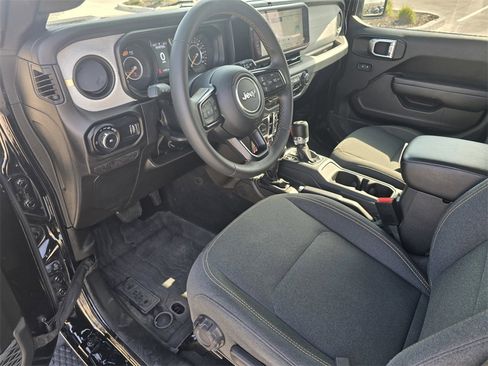 Used 2024 Jeep Wrangler Willys image 20