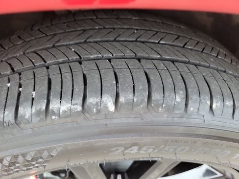 Used 2020 Ford Edge ST-Line w/ Cold Weather Package image 29