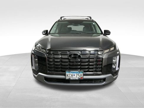 Used 2023 Hyundai Palisade Limited AWD/4WD image 3