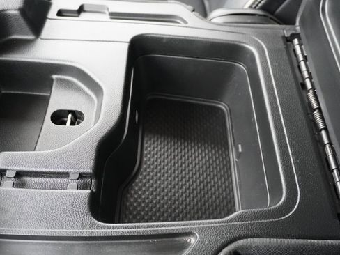 Used 2020 RAM 1500 Laramie image 13