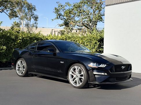 Used 2020 Ford Mustang GT Premium w/ Equipment Group 401A image 3