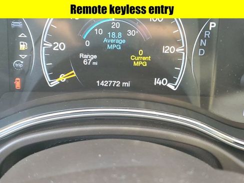 Used 2018 Jeep Grand Cherokee Overland image 15