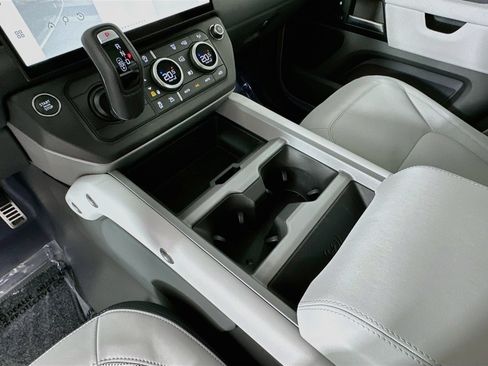 New 2026 Land Rover Defender 110 X AWD/4WD image 13