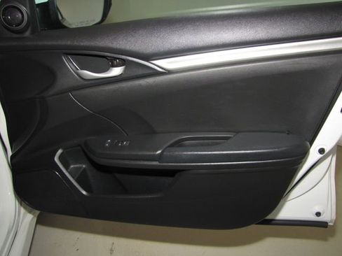 Used 2019 Honda Civic Sport image 19