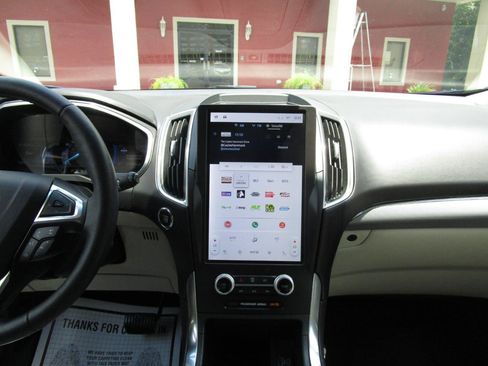 Used 2021 Ford Edge Titanium w/ Cargo Accessory Package FWD image 7