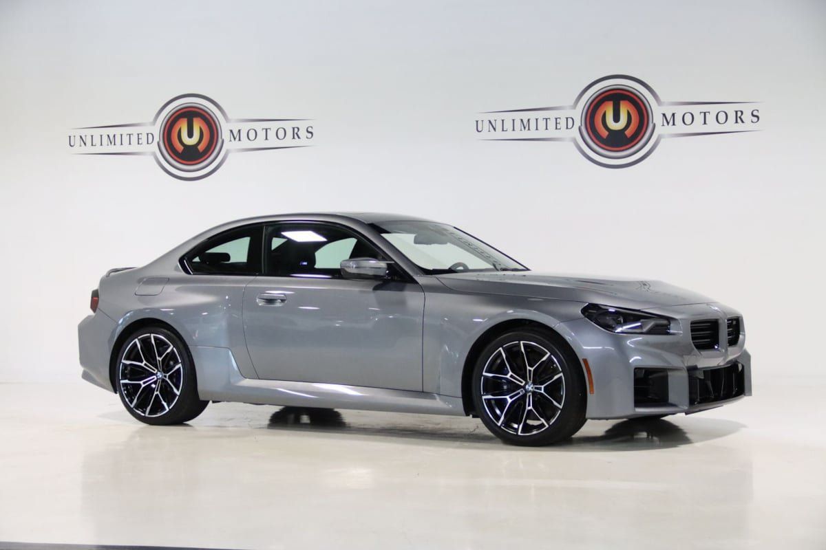 Used 2025 BMW M2 w/ Lighting Package RWD image 82