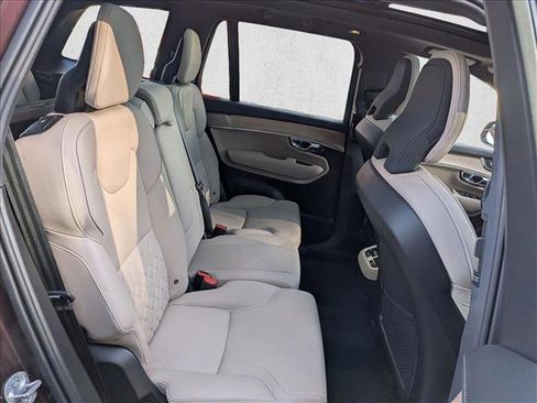 Certified 2025 Volvo XC90 B5 Core w/ Protection Package Premier image 22