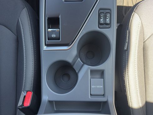 New 2025 Subaru Crosstrek 2.0i Premium image 24