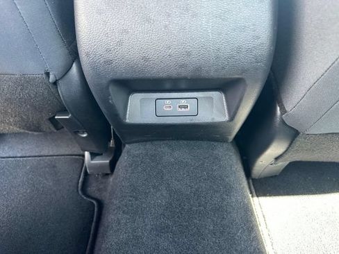 Used 2025 Nissan Altima 2.5 SV FWD image 23
