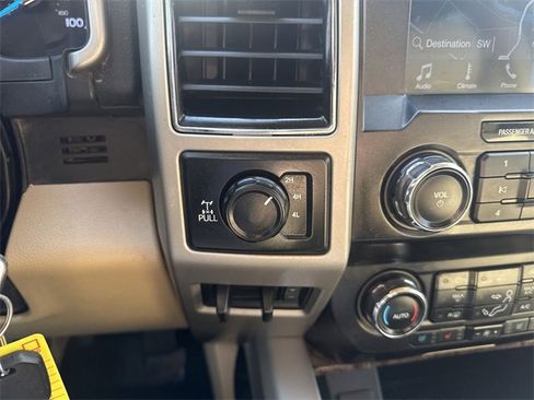 Used 2019 Ford F250 Lariat w/ Lariat Value Package image 20