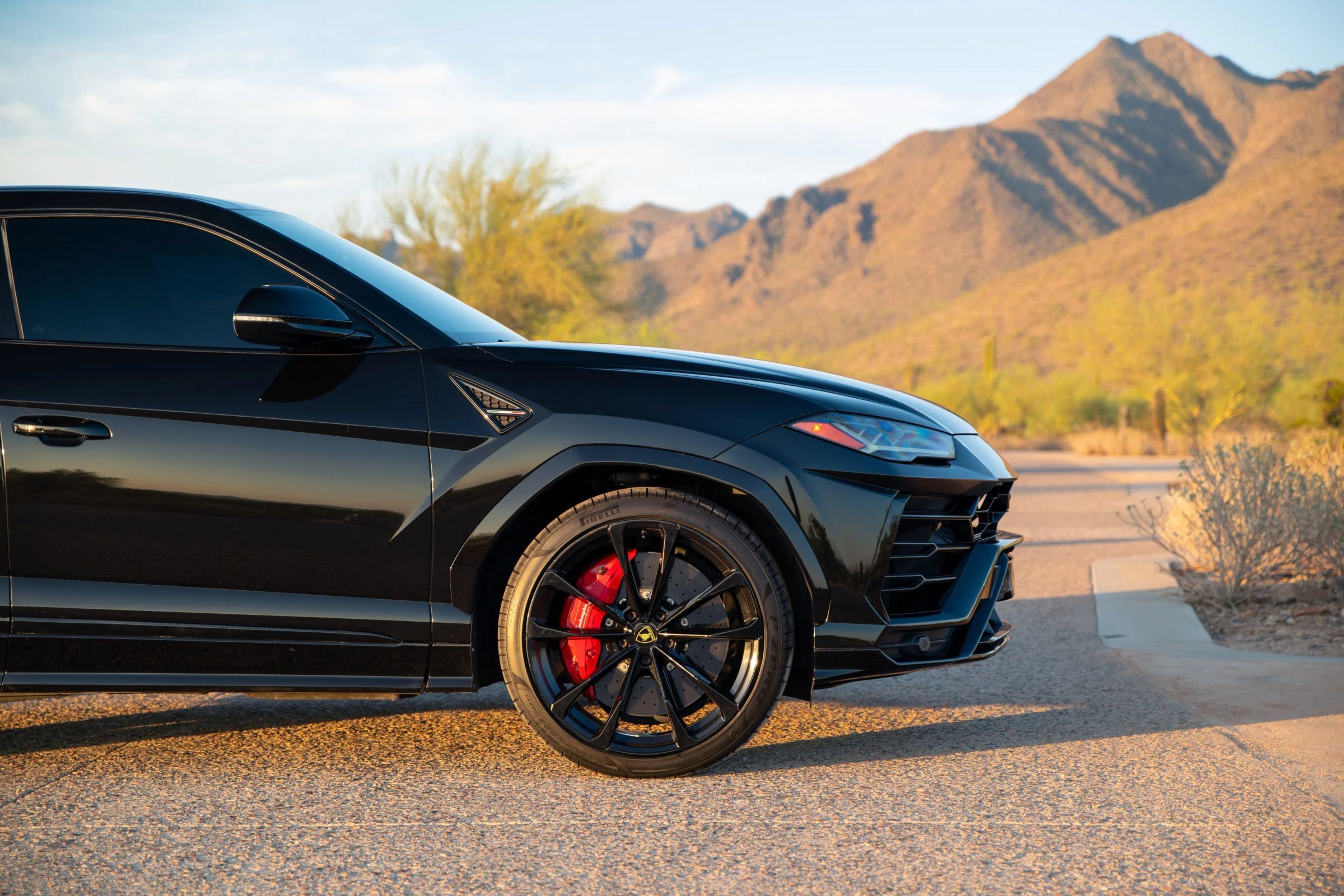 Used 2021 Lamborghini Urus AWD/4WD image 15