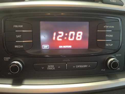 Used 2016 Kia Sorento FWD w/ LX Convenience Package image 25