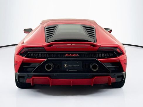 Used 2021 Lamborghini Huracan EVO RWD image 6