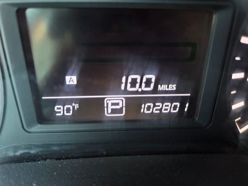 Used 2015 Nissan Sentra S FWD image 17