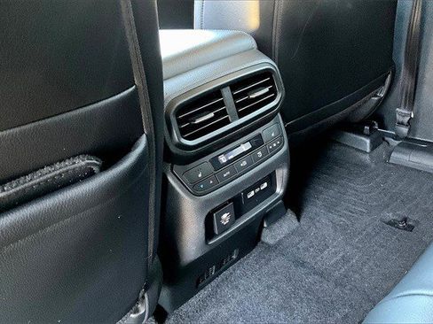 Certified 2023 Honda Pilot Elite image 10