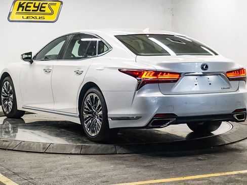 Used 2018 Lexus LS 500 w/ Interior Upgrade Package RWD image 2