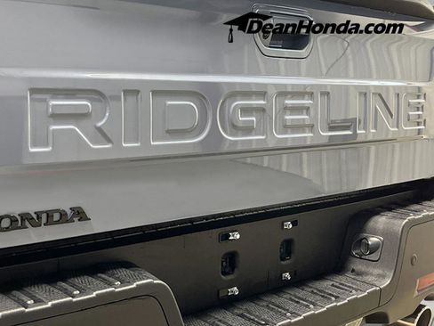 New 2026 Honda Ridgeline Black Edition image 6