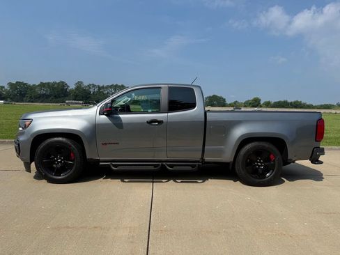 Used 2022 Chevrolet Colorado LT w/ Redline Special Edition AWD/4WD image 10