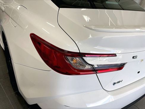 Used 2025 Toyota Camry SE FWD image 32