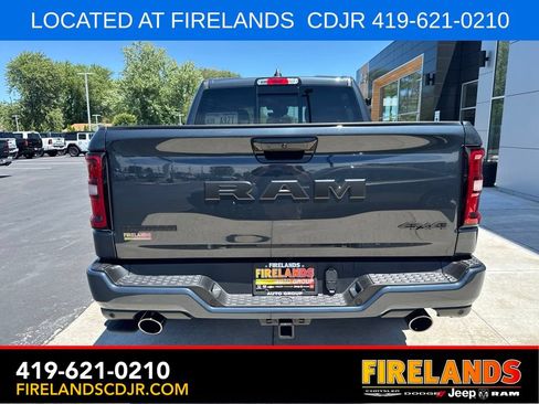 New 2026 RAM 1500 Big Horn AWD/4WD image 6