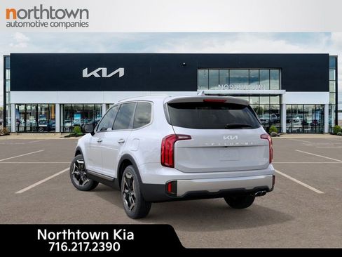 New 2025 Kia Telluride S image 5