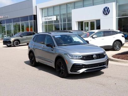 Used 2024 Volkswagen Tiguan SE R-Line w/ MDO Package, Two-Row