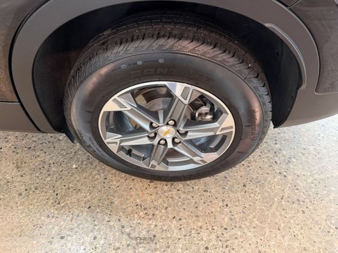 Used 2026 Chevrolet Blazer LT FWD image 25