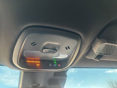 Used 2024 Buick Envista Sport Touring w/ Convenience I Package image 21