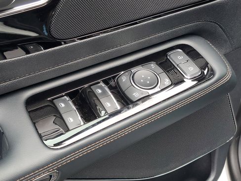 New 2025 Lincoln Aviator AWD w/ Equipment Group 101A image 10