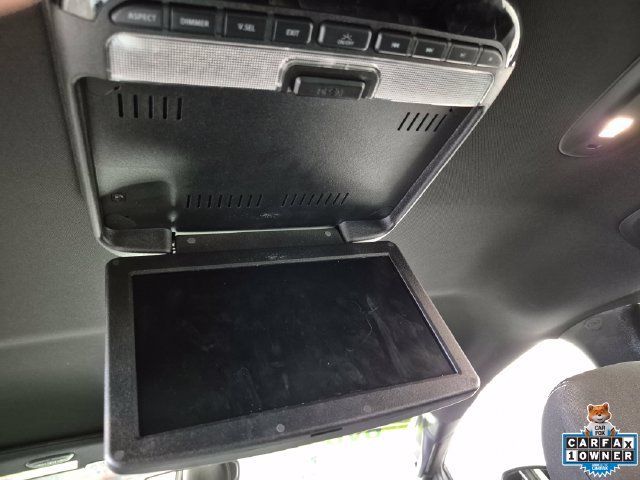 Used 2021 Chrysler Pacifica Touring w/ S Appearance Package FWD image 25