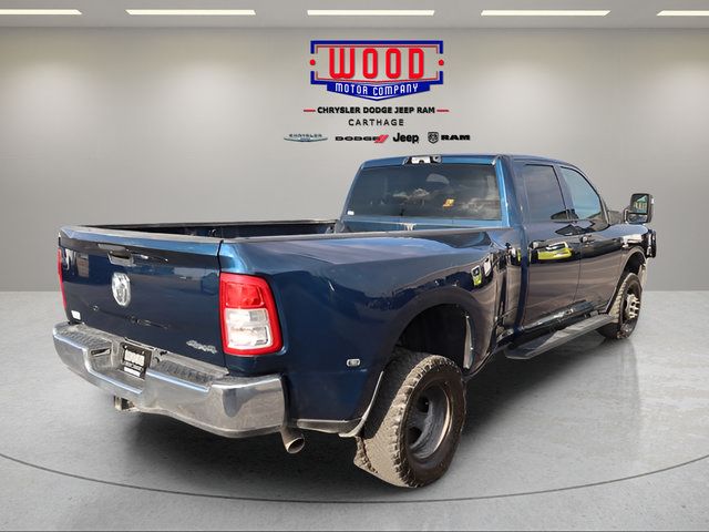 Used 2023 RAM 3500 Tradesman w/ Chrome Appearance Group AWD/4WD image 3