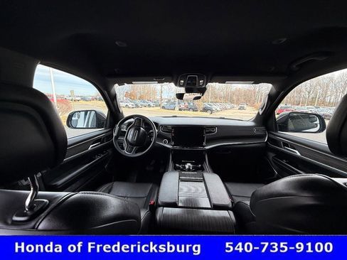 Used 2024 Jeep Wagoneer L Series II w/ Flexible Seating Group image 47