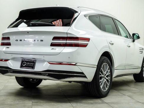 Used 2025 Genesis GV80 2.5T Standard AWD/4WD image 12