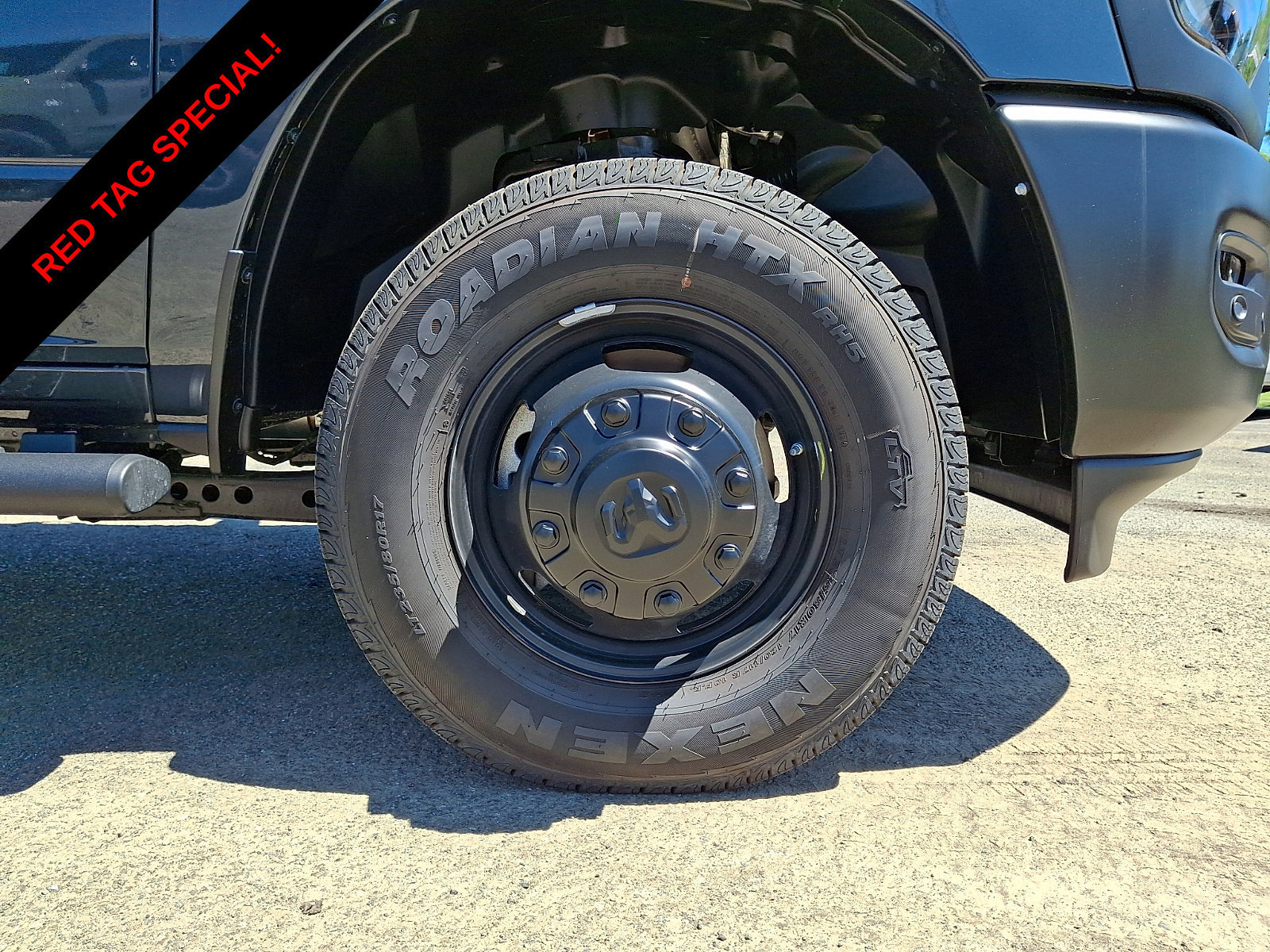 New 2026 RAM 3500 Tradesman AWD/4WD image 5