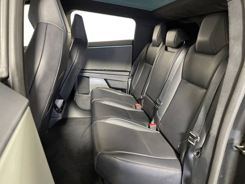 Used 2024 Tesla Cybertruck AWD Crew Cab image 13