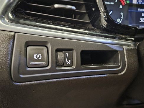 Certified 2021 Cadillac XT6 Premium Luxury image 27