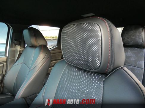 Used 2025 Toyota Tacoma TRD Sport AWD/4WD image 53