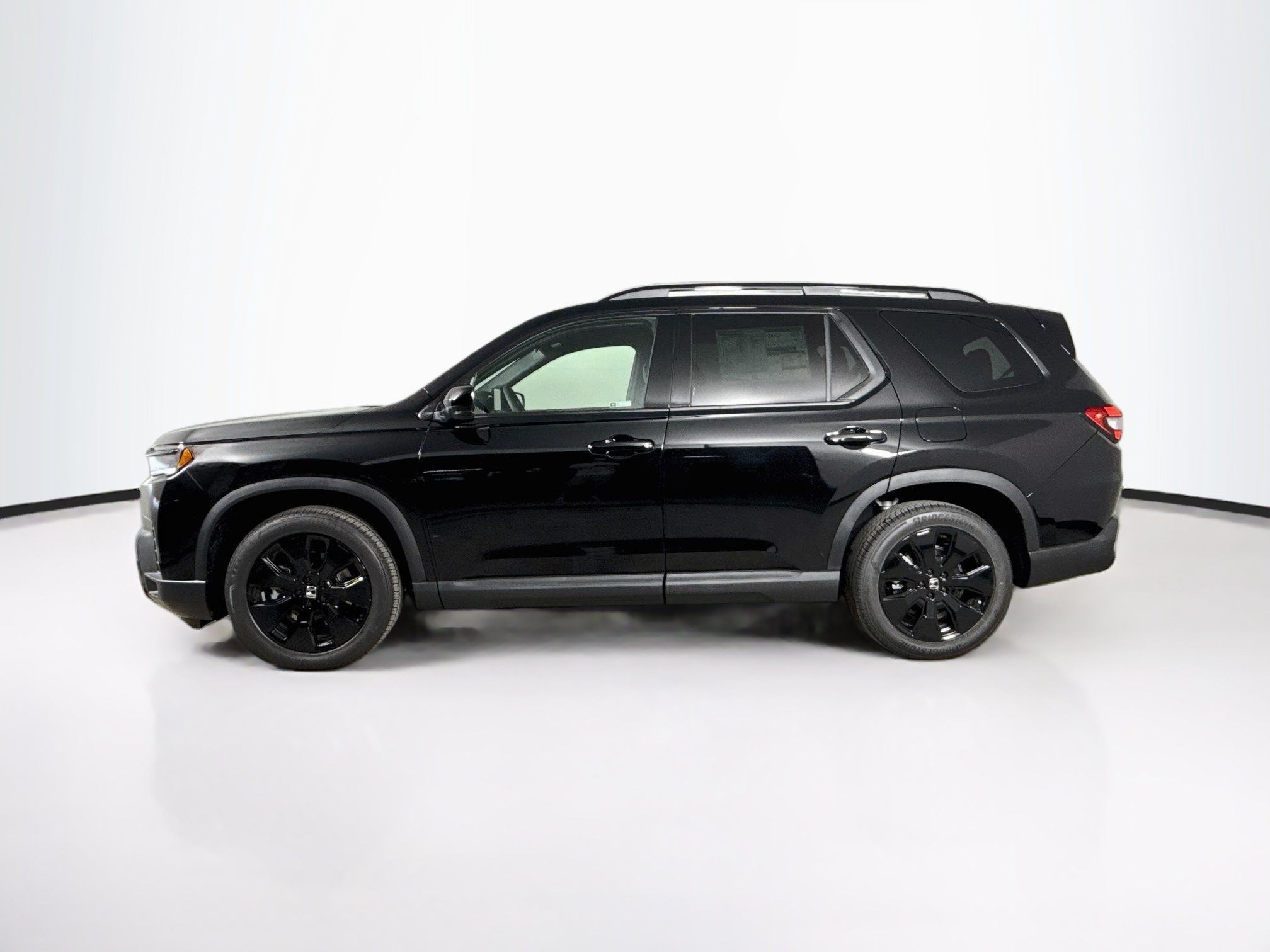 New 2026 Honda Pilot Black Edition image 7