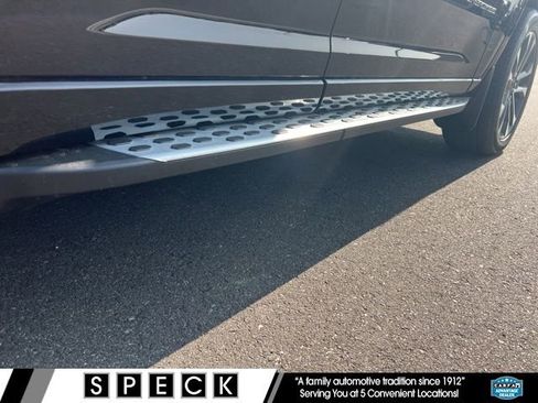 Used 2023 Jeep Grand Cherokee Overland w/ Adv Protech Group III image 22