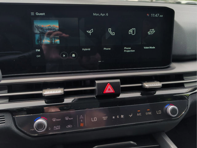 New 2026 Kia Sportage LX FWD image 10