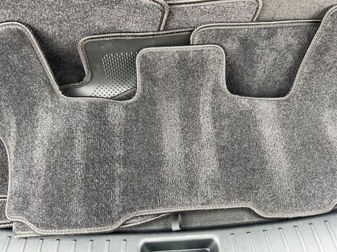 Certified 2022 Kia Sorento SX image 15