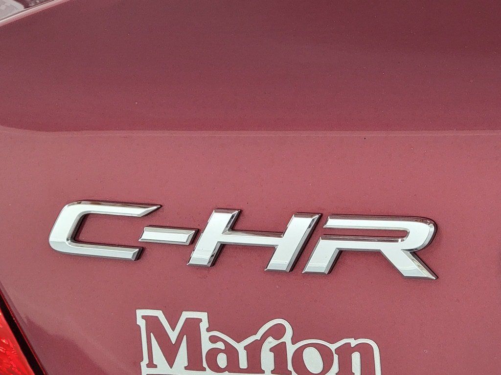 Used 2019 Toyota C-HR LE FWD image 10