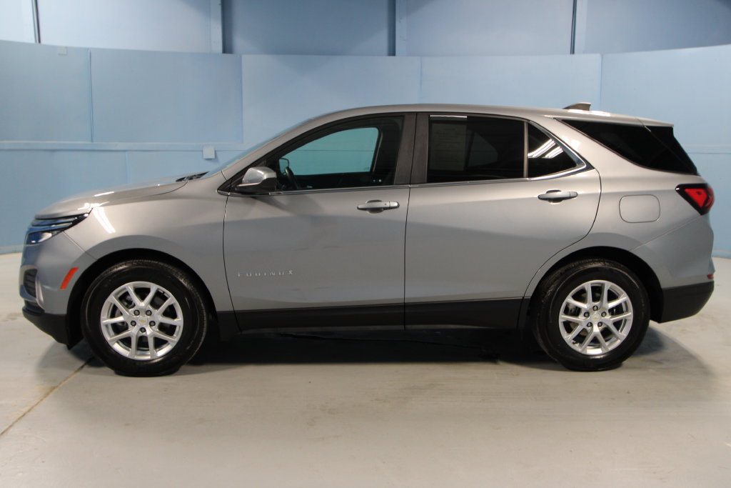 Used 2024 Chevrolet Equinox LT w/ LPO, Floor Liner Package FWD image 26
