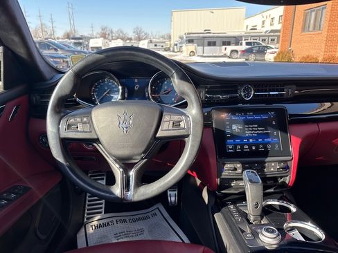 Used 2019 Maserati Quattroporte S GranLusso image 23