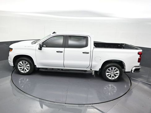 Used 2024 Chevrolet Silverado 1500 Custom RWD image 18