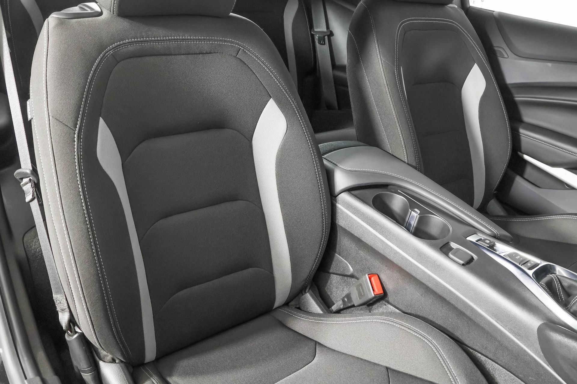 Used 2023 Chevrolet Camaro LT RWD image 37