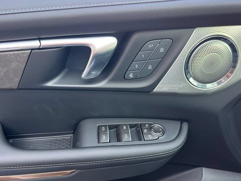 New 2026 Buick Enclave Avenir w/ Super Cruise Package FWD image 8